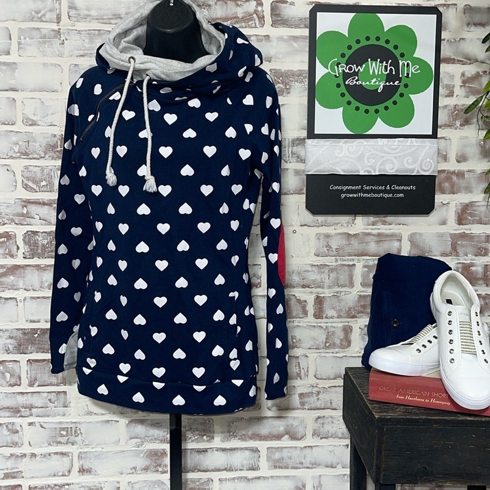 Ampersand Ave red white and blue hoodie 
Small